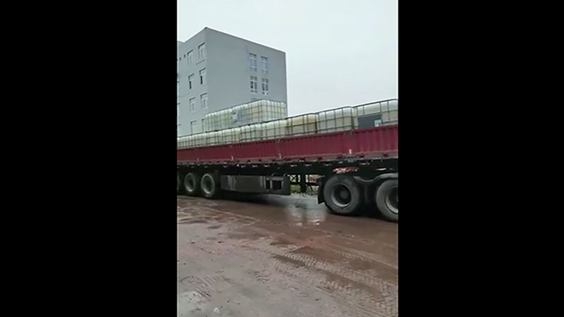 抗溶水成膜泡沫灭火剂28吨发往保定市某救援大队